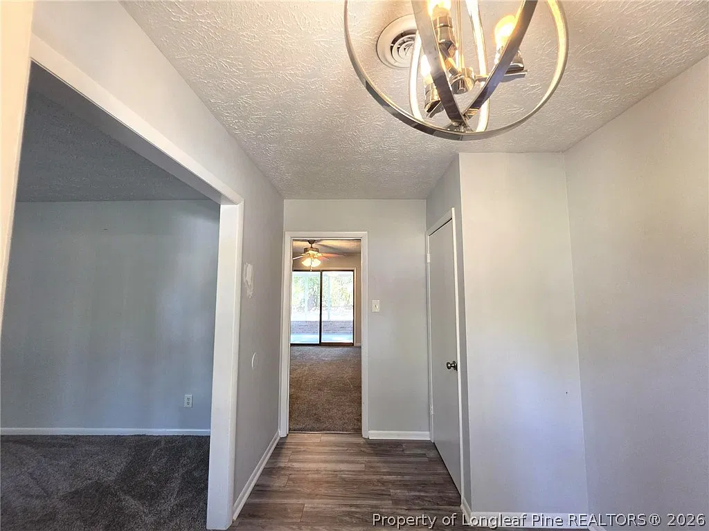 3 bed, 2.5 bath, 1821 sqft, $1,750 — Photo 4