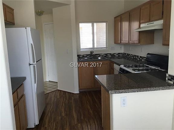 5th image of 8501 W University Ave Unit 2038