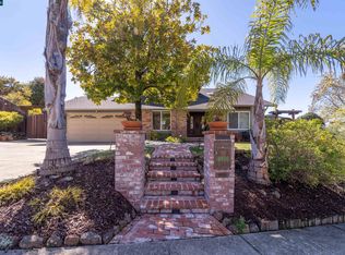 18600 W Cavendish Dr, Castro Valley, CA 94552