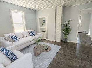 75 4th Ave #1, Lowell, MA 01854