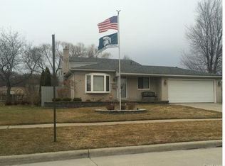30059 Avondale Dr, Madison Heights, MI