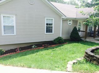 4949 Booth Ct, Kansas City, MO 64129
