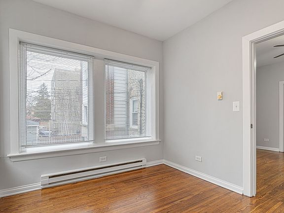4th image of 1456-1460 W Fargo Ave #1456-101
