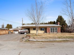 1703 1st St SE, East Wenatchee, WA