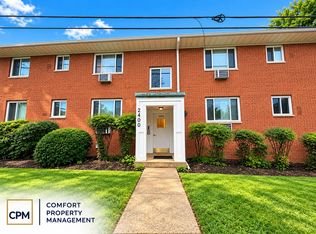 2400 Langston Blvd Unit B, Arlington, VA 22201