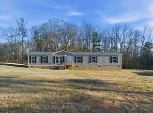 307 W Lake St, Iva, SC 29655