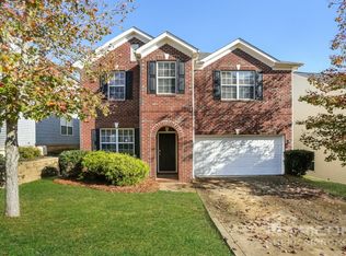 8420 Larkmead Forest Dr, Charlotte, NC 28269