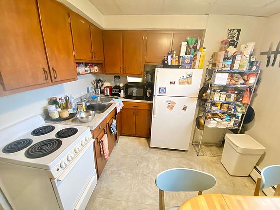 3rd image of 24 Brookes Ave #908419D2B