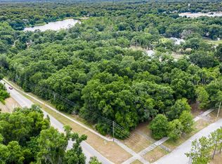 851 Pleasant St, Lake Helen, FL 32744