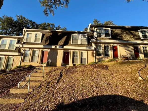 2020 Continental Ave APT 148, Tallahassee, FL 32304