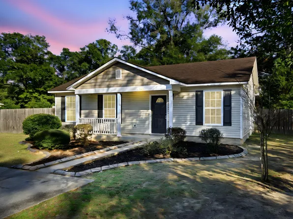 7660 Stark Ave, Pensacola, FL 32514