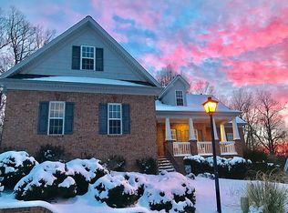 2740 Chestnut Ridge Dr, Winston Salem, NC 27103
