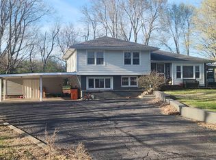 1900 Westgate Dr, Logansport, IN