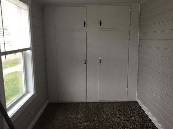 4th image of 1218 Emerson Ave