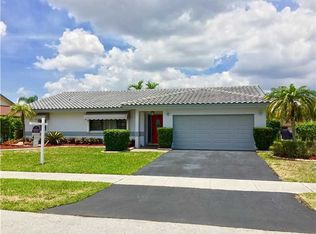 7635 NW 22nd St, Margate, FL 33063