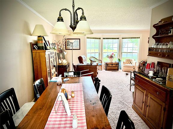 4th image of 529 Lily Ln