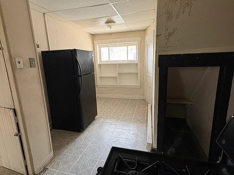 918 Main St #8 — Photo 5