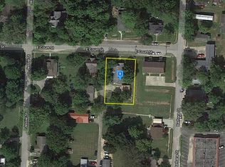 306 E Court St, Bloomfield, MO 63825