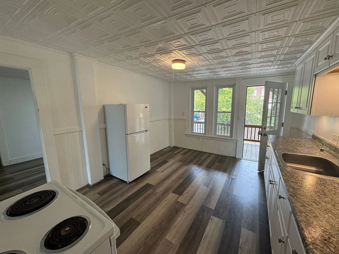 17 Sullivan Street — Photo 3