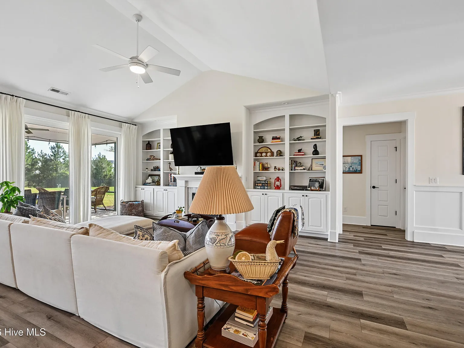 4 bed, 6.0 bath, $3,900 — Photo 4