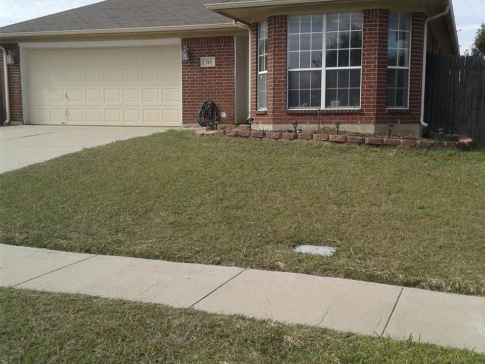 1st image of 745 Ponselle Dr