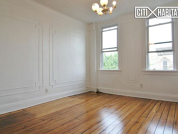 2nd image of 538 Driggs Ave APT 2R