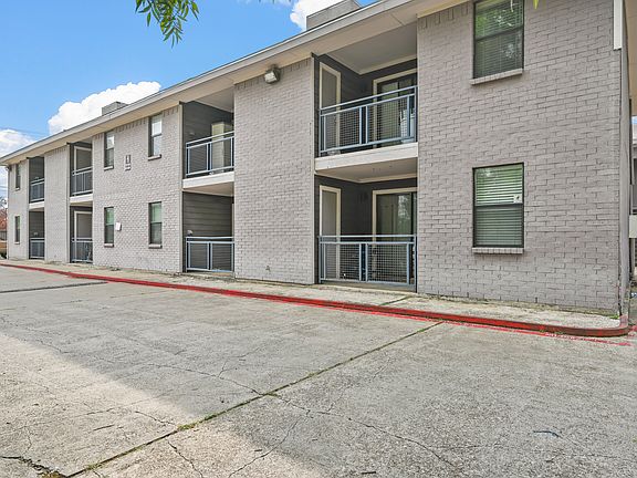 2nd image of 1500 N Carroll Ave APT 102