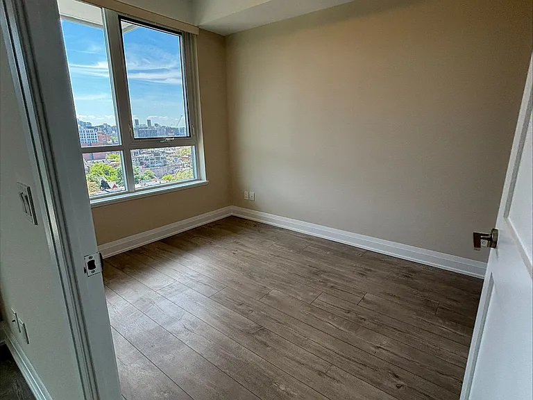 181 Huron St #1302 — Photo 8