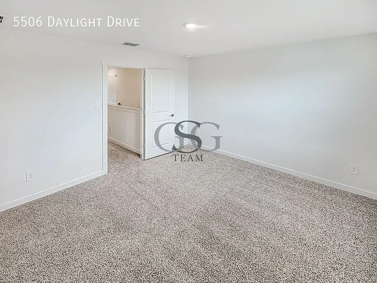 5506 Daylight Dr — Photo 10