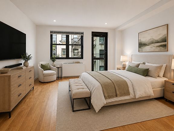 3rd image of 213 E 37th St #4L