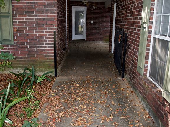 Detached Garage to Main House with Covered Patio Connecting