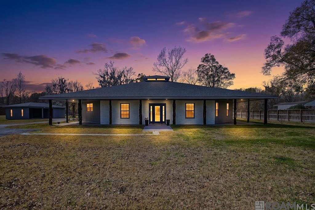 house on the hill 黒　黄　ロンパースセット 7167 Donaldson Dr, Gonzales, LA 70737 | MLS #2026002557 | Zillow