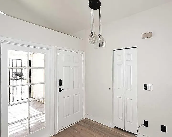 15801 N 29th St #20 — Photo 13