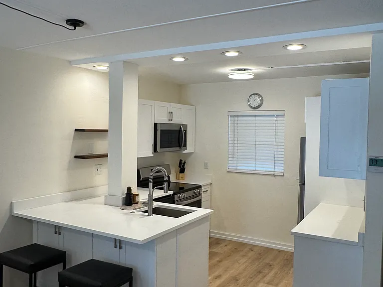 612 NE 20th Ave #2 — Photo 2