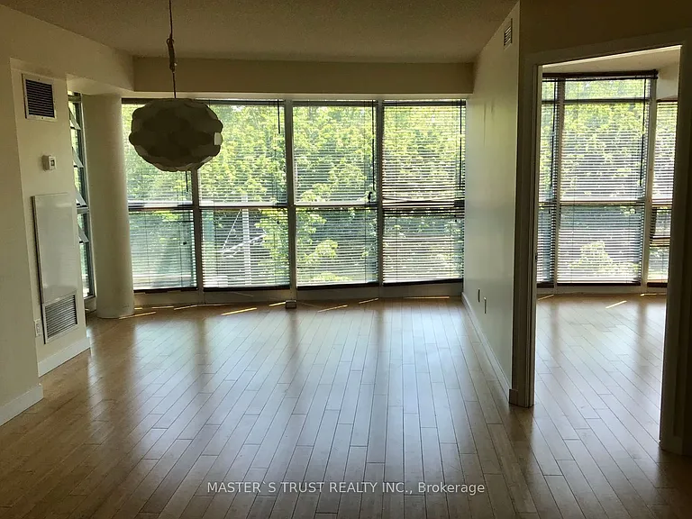 219 Fort York Blvd #312 — Photo 3