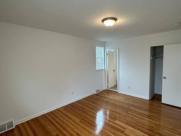 435 Rennard St #2 — Photo 13