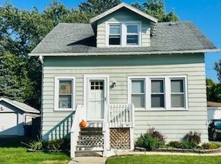 663 S Sunnyside Ave, Elmhurst, IL 60126