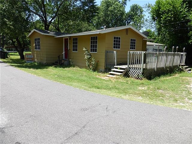 1st image of 6617 Crooked Ln