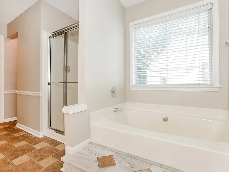 4259 Pentworth Ln NW — Photo 12