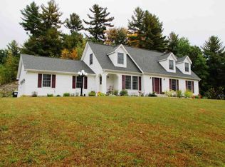 2 Summers End, West Sand Lake, NY 12196