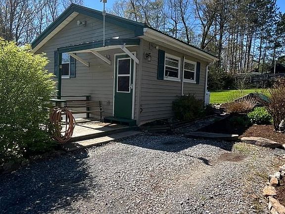 2nd image of 2290 Purdue Mountain Rd