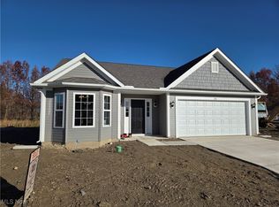 210 Queensbury Run, Elyria, OH