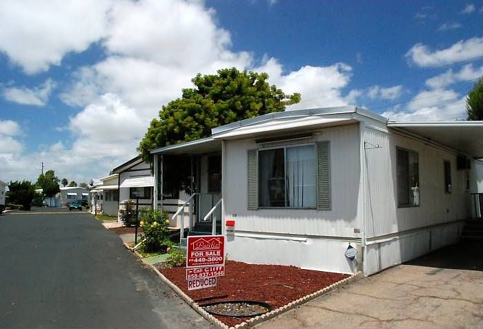 Front view & street