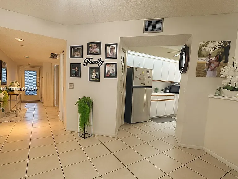 12500 SW 5th Ct #112M — Photo 3