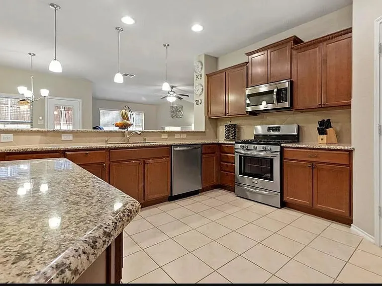 3508 Founders Way — Photo 5