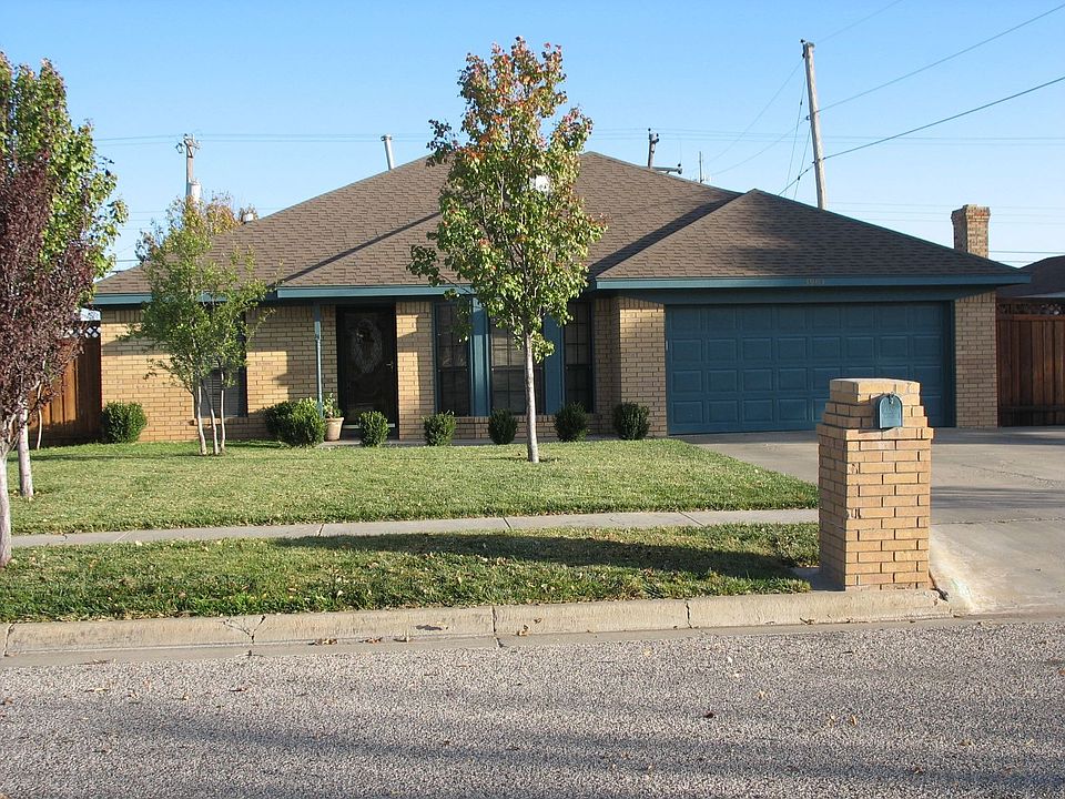 3905 Woodfield