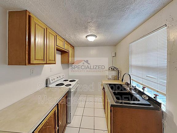5th image of 2900 Westbrook Ave #2