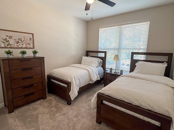 5th image of 120 Clark Ln