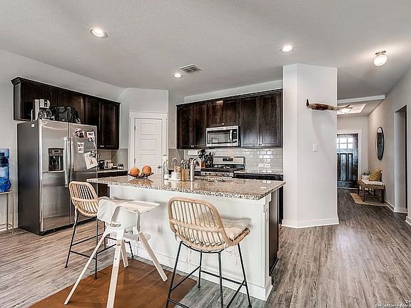 5th image of 13802 Quiet Fox Ln
