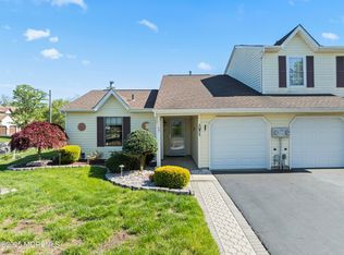 37 Sloop Sq, Freehold, NJ 07728